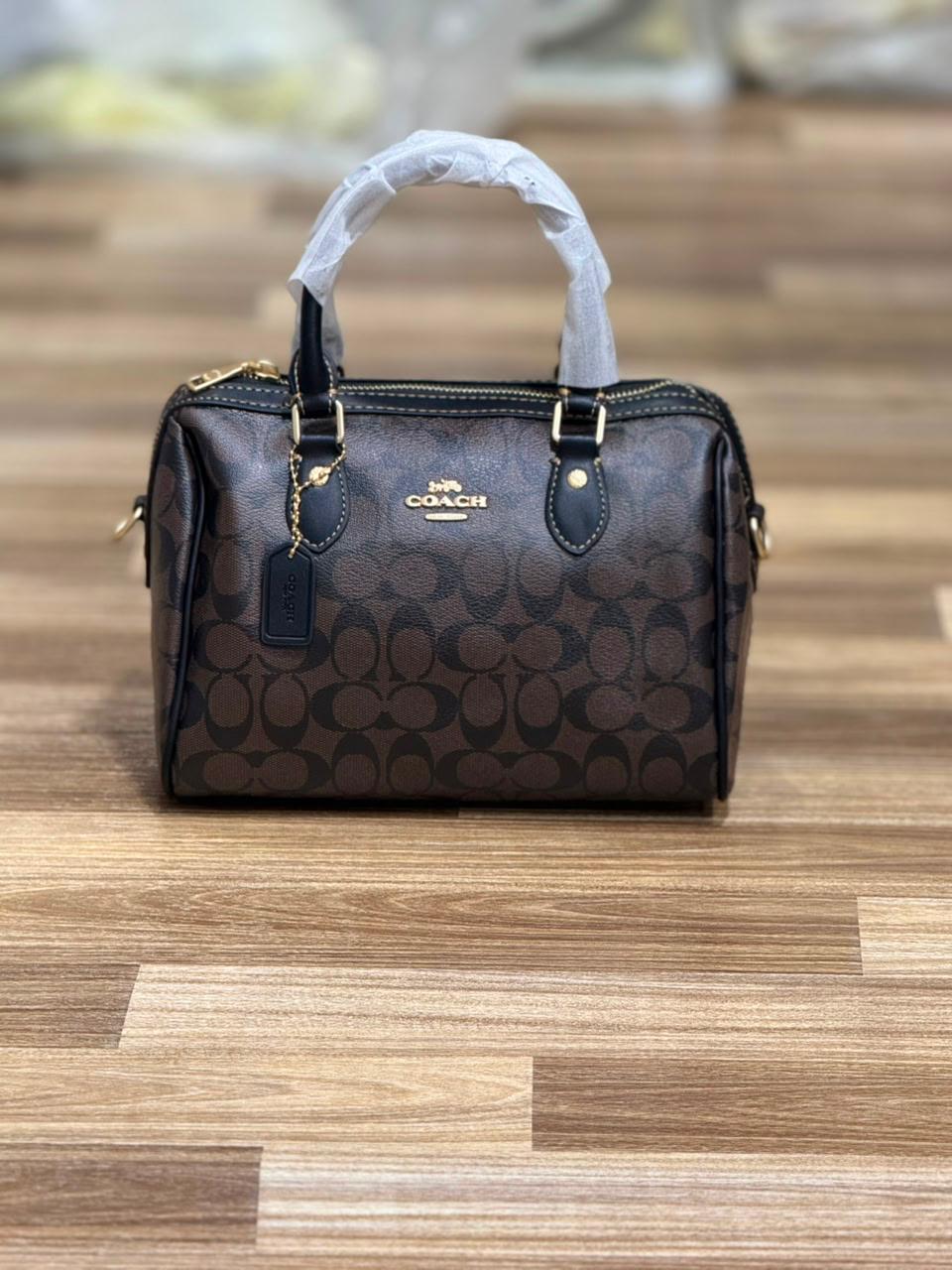 (Coach) Premium Edition Crossbody and Handbag