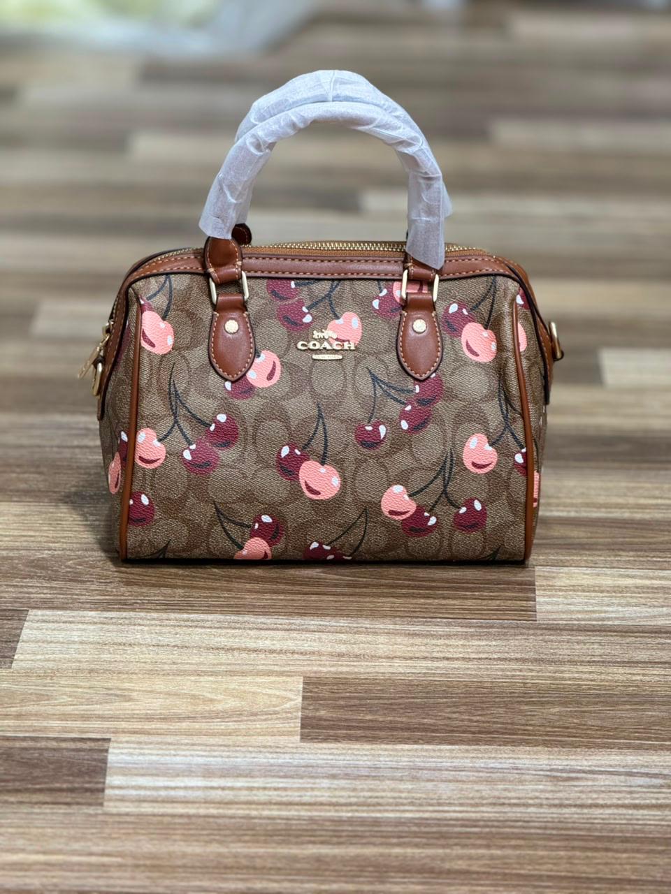 (Coach) Premium Edition Crossbody and Handbag