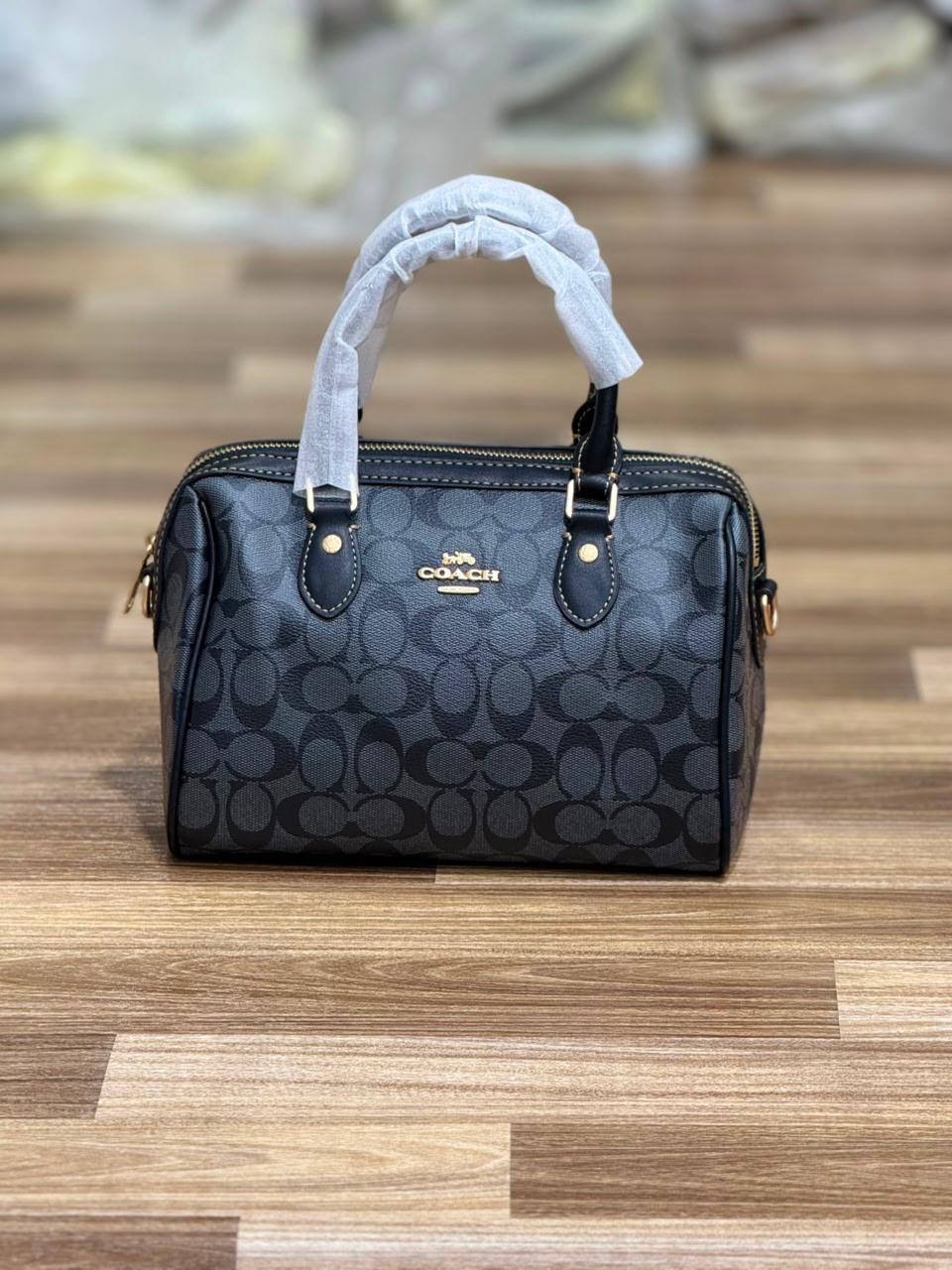 (Coach) Premium Edition Crossbody and Handbag