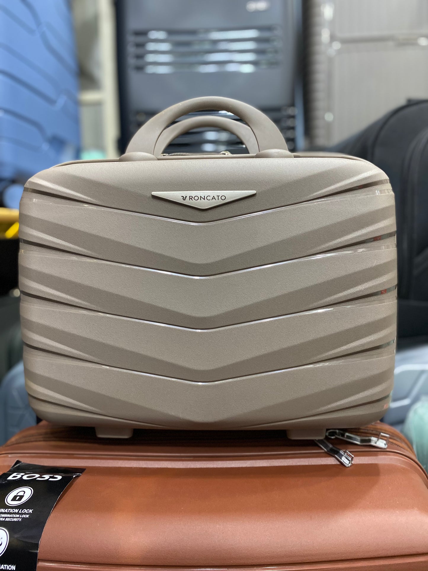 Rancato Compact Size Unbreakable Travel Case | Available in 4-Colours